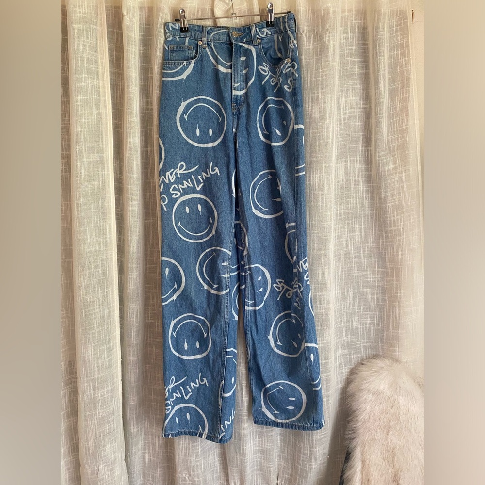 Smiley face high waisted wide leg jeans